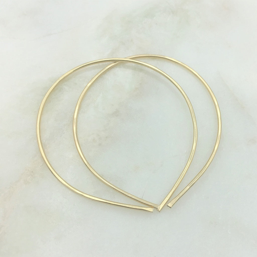 ROUND THREADER EARRINGS